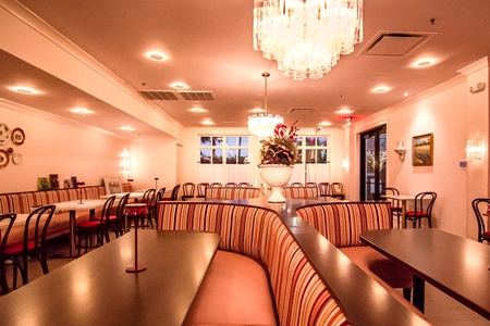 Nonna's Ristorante Interior Evening